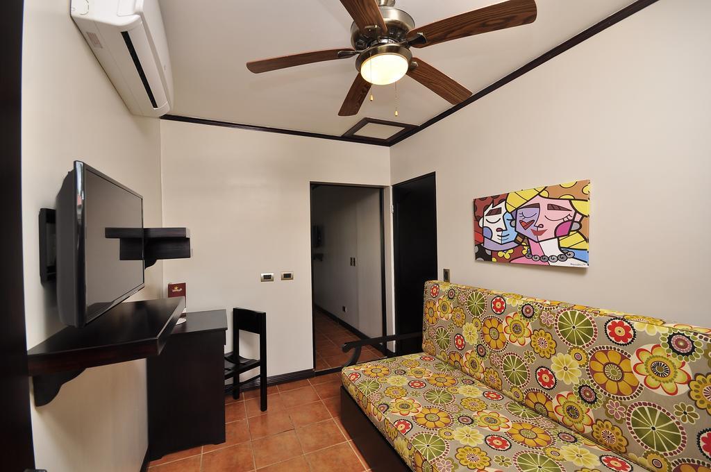 Hotel Colono Beach Coco Exterior photo